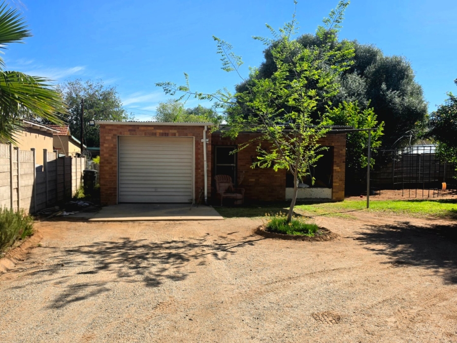 3 Bedroom Property for Sale in Die Rand Northern Cape